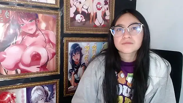 Snapshot of Arielle_lov chatting on March 4, 2025, 11:19 am Arielle lov online show from March 4, 2025, 11:19 am