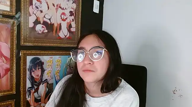 Snapshot of Arielle_lov chatting on March 8, 2025, 2:30 pm Arielle lov online show from March 8, 2025, 2:30 pm