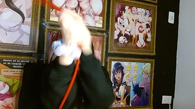 Snapshot of Arielle_lov chatting on March 9, 2025, 11:36 am Arielle lov online show from March 9, 2025, 11:36 am