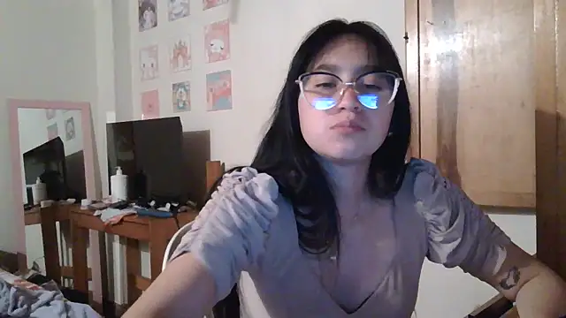 Snapshot of Arielle_lov chatting on November 1, 2025, 11:40 pm Arielle lov online show from November 1, 2025, 11:40 pm