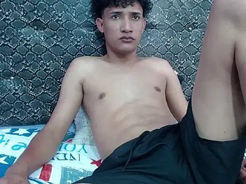 Boy coll online show from October 2, 2025, 3:24 am