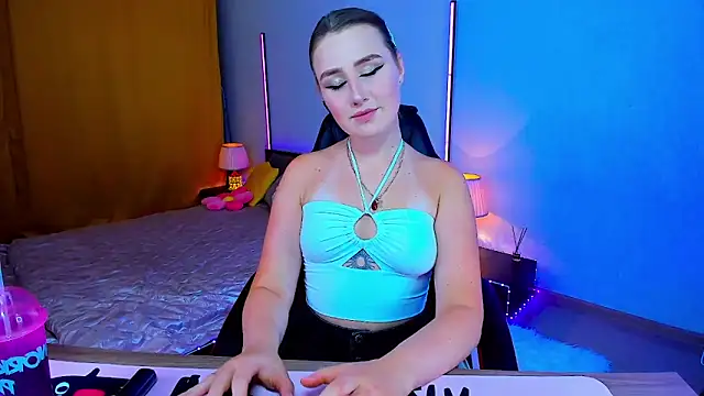 Snapshot of Sofia_beautifuul chatting on June 28, 2026, 2:28 am Sofia beautifuul online show from June 28, 2026, 2:28 am