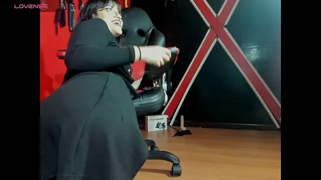 OnyxDiosaGotica online show from February 21, 2025, 9:34 am