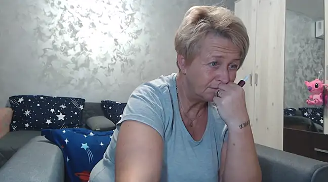 RosesandLillies online show from March 1, 2025, 6:11 pm