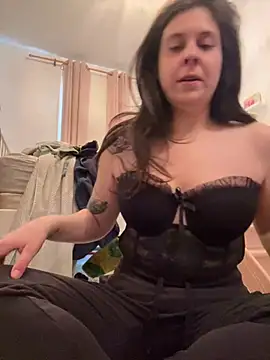 Rosiee69  online show from February 25, 2025, 4:53 pm