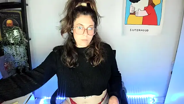Rosiee69  online show from May 24, 2026, 10:37 pm