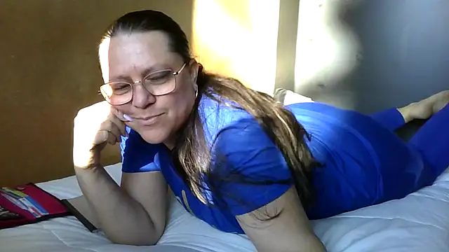 Conejta online show from February 17, 2025, 2:59 pm