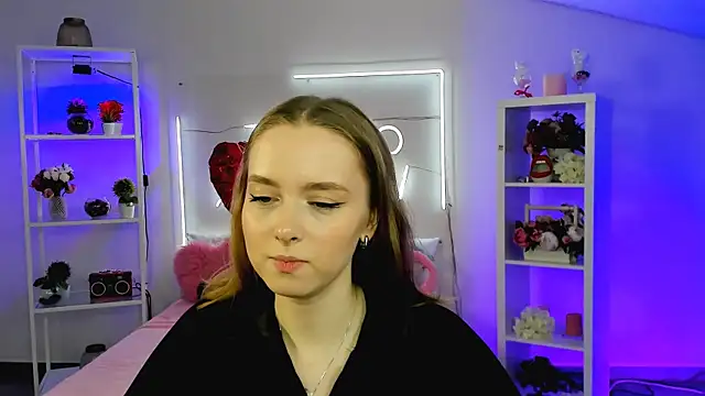 JenniferGraces online show from March 21, 2025, 10:39 pm