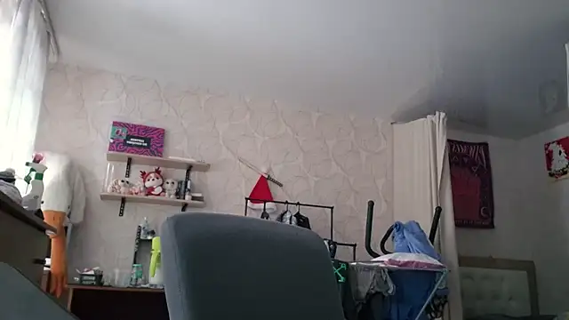 boozekirs  online show from February 9, 2026, 4:05 am