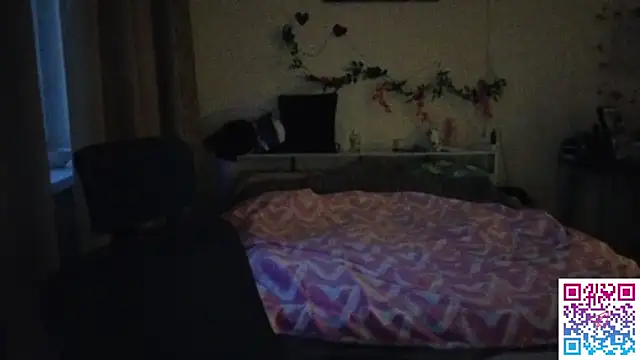 boozekirs  online show from February 20, 2026, 2:41 am