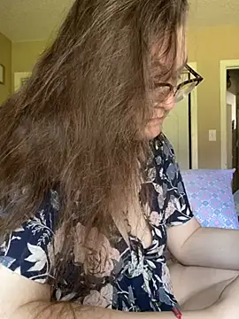 HTXBELLE online show from March 19, 2025, 7:49 pm