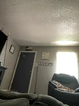 HTXBELLE online show from April 19, 2026, 7:27 pm