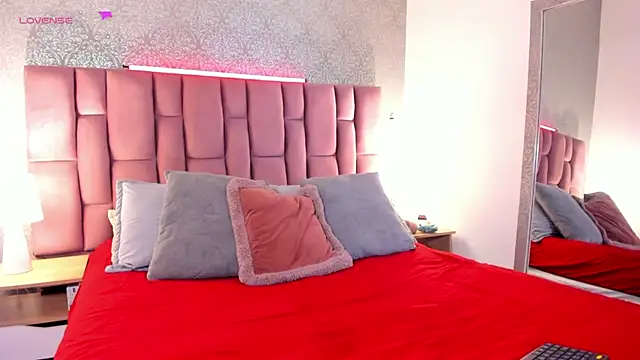 AbellaFox  online show from February 23, 2026, 8:17 pm