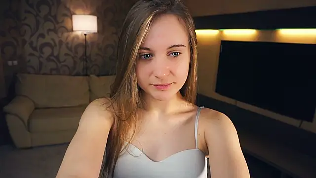 QuennaCoote online show from March 5, 2025, 9:05 am