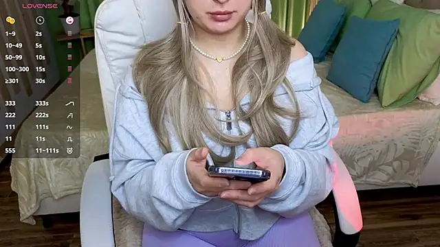 baby debbie online show from February 20, 2025, 6:35 pm