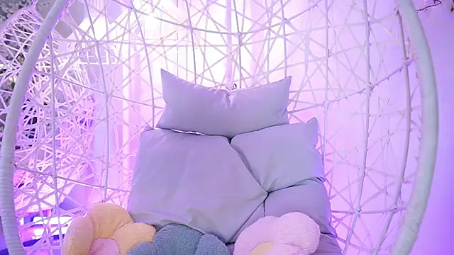 SaharaKramer online show from February 22, 2025, 5:57 pm