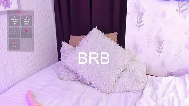 iiangel  online show from March 12, 2025, 8:19 am