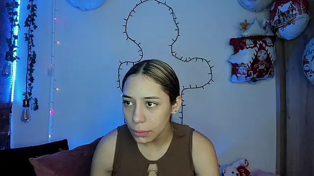 TANIA 06 online show from December 15, 2025, 1:04 pm