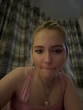 Blondie Sofia Essexbabe online show from March 3, 2025, 12:15 am