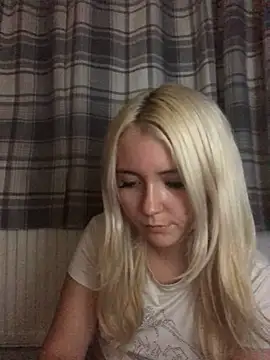 Blondie Sofia Essexbabe online show from September 28, 2025, 11:43 pm