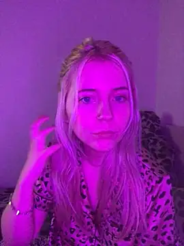 Blondie Sofia Essexbabe online show from March 9, 2026, 11:53 pm