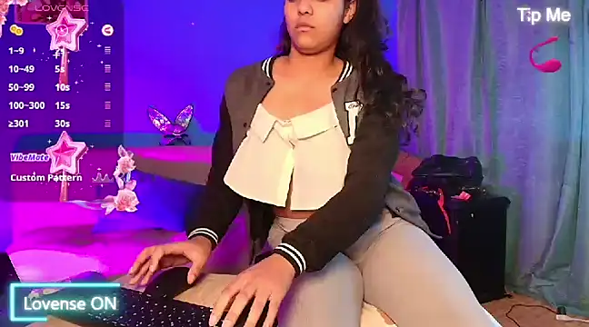 Vicky Miller 05 online show from February 20, 2025, 4:50 am