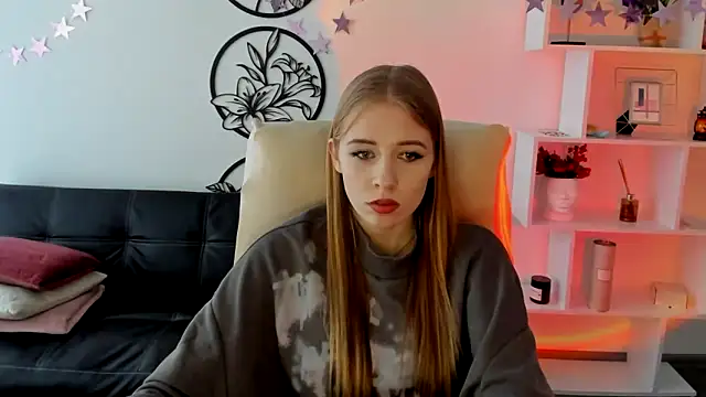 AnnNorriss online show from March 5, 2025, 2:01 pm