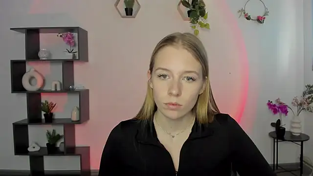 AnnNorriss online show from March 10, 2025, 1:10 pm