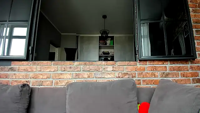 AnnNorriss online show from September 29, 2025, 1:05 pm