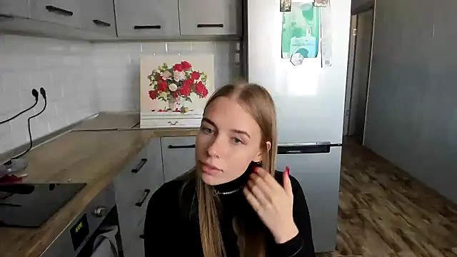 AnnNorriss online show from October 15, 2025, 12:38 pm