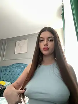 NaomiMulan online show from February 19, 2025, 12:55 pm