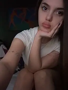 NaomiMulan online show from March 6, 2025, 6:08 am