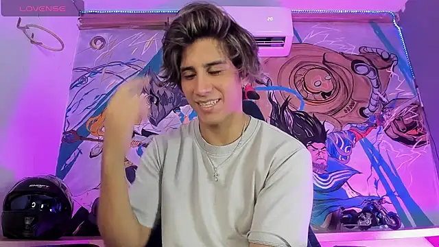 Allex Cano online show from September 17, 2025, 7:15 pm