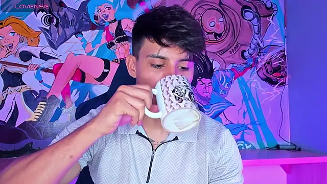 Allex Cano online show from December 5, 2025, 6:59 pm