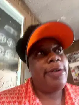 Deshay30 online show from May 28, 2026, 8:39 pm