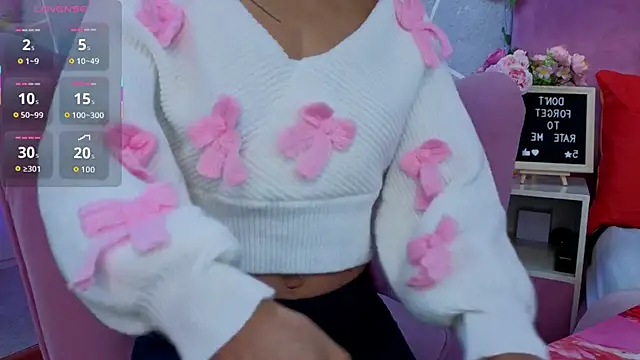 EmmyCortez online show from November 4, 2025, 11:53 am