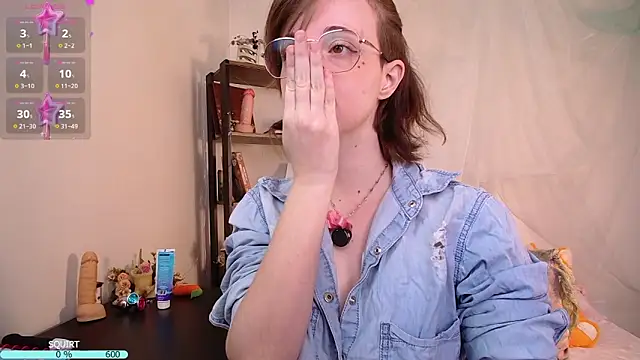 Elise Nyx online show from May 13, 2026, 1:52 pm