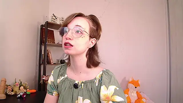 Elise Nyx online show from June 3, 2026, 11:57 am