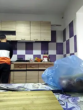 andreiiiii2025 online show from March 5, 2026, 8:32 am