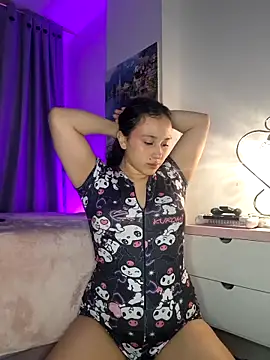 Snapshot of ammy_e chatting on September 19, 2025, 2:57 am ammy e online show from September 19, 2025, 2:57 am