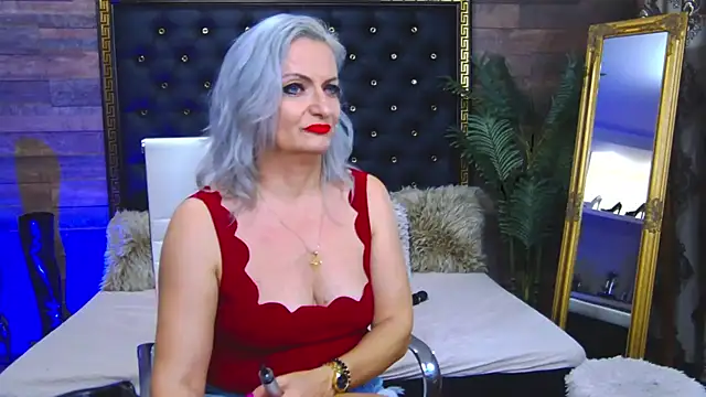 LadyTouch online show from February 4, 2025, 10:45 pm