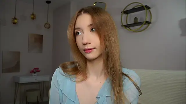 SunnivaCovil online show from September 17, 2025, 1:46 pm