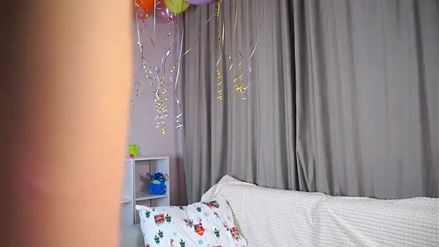 Snapshot of SunnivaCovil chatting on January 17, 2026, 3:17 pm SunnivaCovil online show from January 17, 2026, 3:17 pm