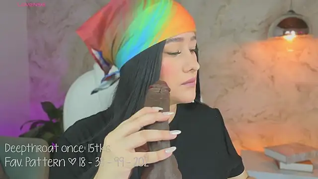 Leaa Cox online show from October 5, 2025, 3:27 am