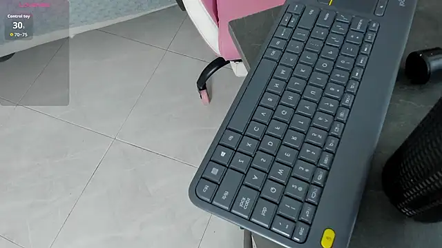 cutie sarax1 online show from October 30, 2025, 12:06 pm