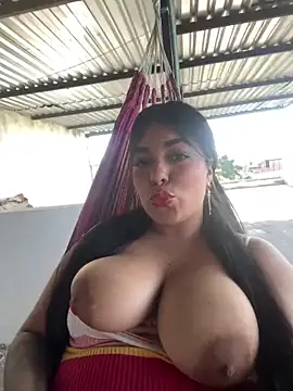 Snapshot of _SARA_69 chatting on April 30, 2026, 12:44 pm SARA 69 online show from April 30, 2026, 12:44 pm