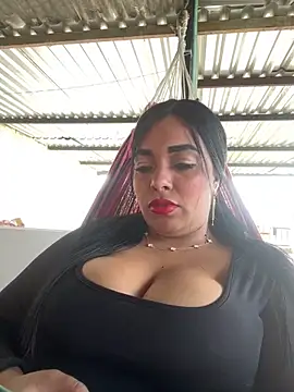 Snapshot of _SARA_69 chatting on May 24, 2026, 12:32 pm SARA 69 online show from May 24, 2026, 12:32 pm