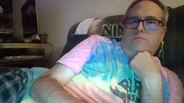 Smallone327 online show from September 20, 2025, 4:24 am