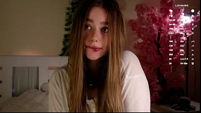 EmilaMills online show from May 24, 2026, 12:15 am