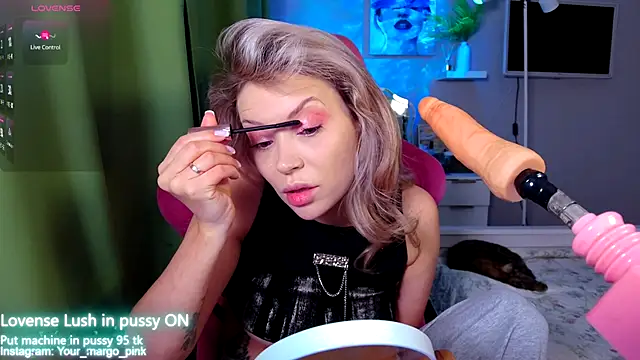 Snapshot of Margony chatting on November 28, 2025, 4:04 am Margony online show from November 28, 2025, 4:04 am